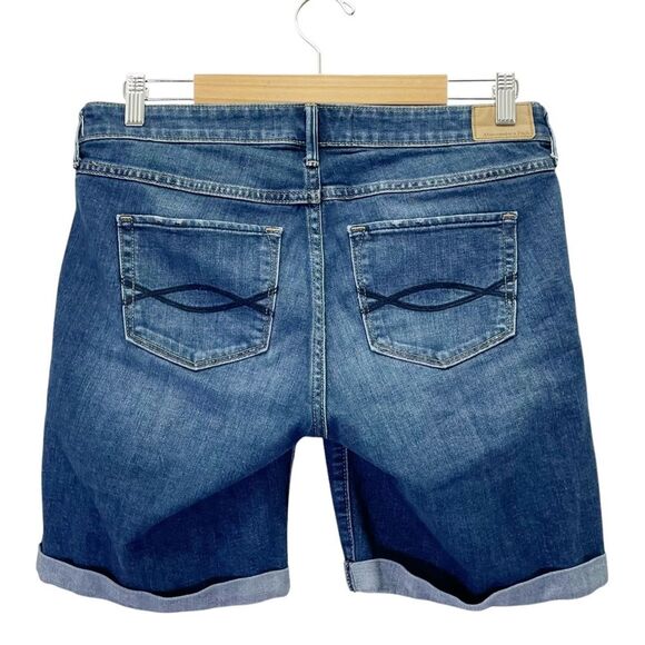 Abercrombie & Fitch Women’s Boyshort Denim Jean Shorts Size 8 Cuffed Medium Wash - Picture 3 of 9